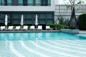สระว่ายน้ำ Bangkok Marriott Marquis Queen's park